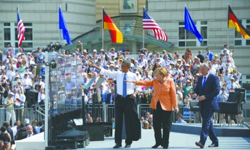 �W���R�cĬ�ˠ��ڷ�������������Ⱥ�]��������