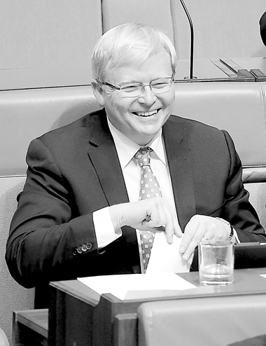 26日翻盤的陸克文笑逐顏開。