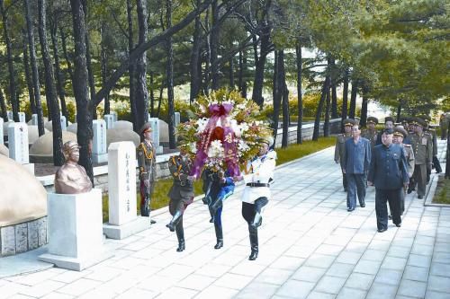 ���r����I(l��ng)��(d��o)�˽�����29���ʶ����h��܊�ߌ�ǰ��λ��ƽ���ϵ��u�}�����Ї�����־Ը܊��ʿ��@�{��־Ը܊��ʿ��